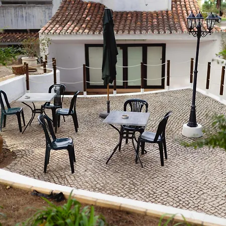 アパート Homes Falesia Cozy With Terrace & 2 Swimming Pools オーリョス・デ・アーグァ