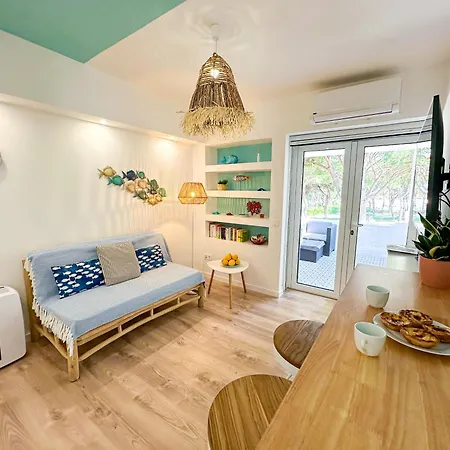 アパート Homes Falesia Cozy With Terrace & 2 Swimming Pools オーリョス・デ・アーグァ