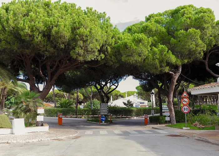 Homes Falesia Cozy With Terrace & 2 Swimming Pools Apartament