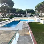 Апартаменты Homes Falesia Cozy With Terrace & 2 Swimming Pools *