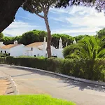 Daire Homes Falesia Cozy With Terrace & 2 Swimming Pools Olhos de Agua (Albufeira)